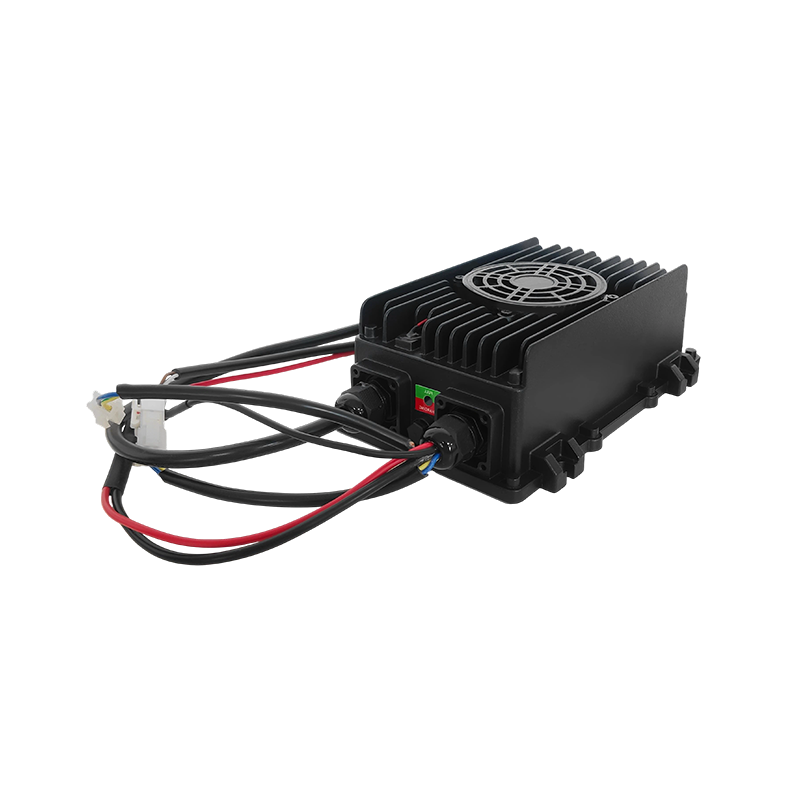 360-W-Bordbatterieladegerät für Gabelstapler und Industriefahrzeuge